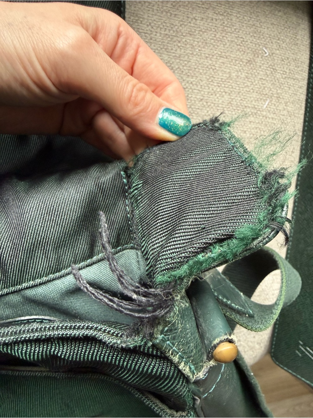 Louis Vuitton Teal Green Leather messenger bag - Picture 5 of 7